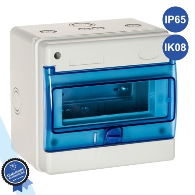 Caixa elétrica cinza com tampa azul translúcida