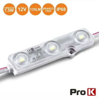 Módulo de luz LED branco frio de três LEDs com texto e ícones laranja ao fundo