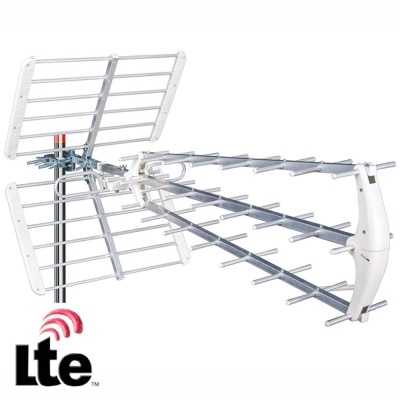 Antena exterior LTE metálica prateada com vários elementos