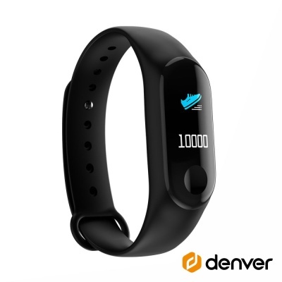 Bracelete digital preta com ecrã a mostrar 10000 passos e logotipo denver