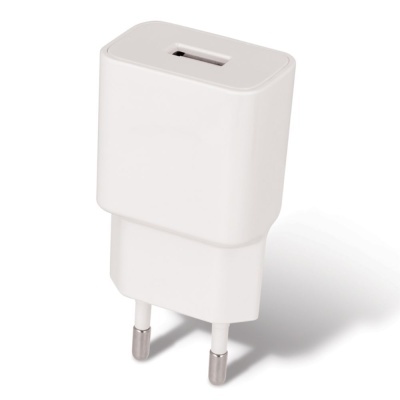 Carregador USB branco com pinos redondos e formato retangular