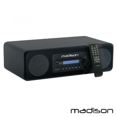 Aparelho de som preto Madison com comando remoto