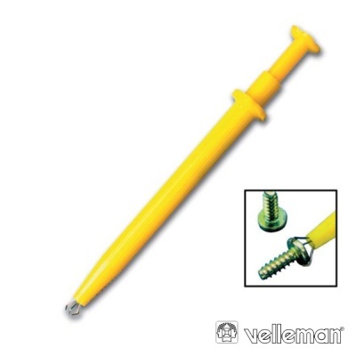 Ferramenta amarela para desparafusar parafusos com detalhe de uso