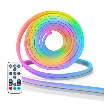 Fita LED colorida com comando remoto para controlo