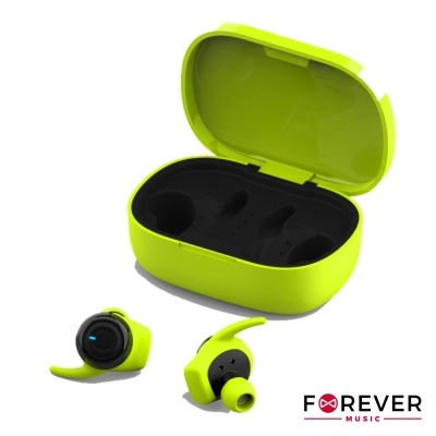 Auriculares sem fios verdes com estojo de carga aberto