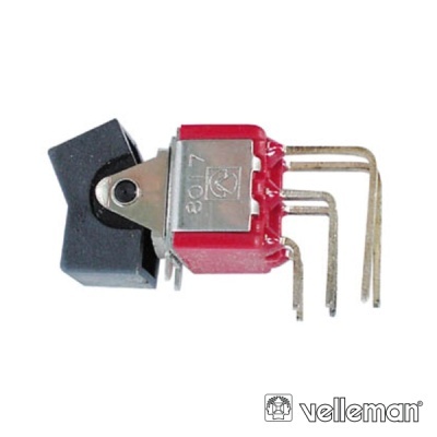 Interruptor toggle mecânico vermelho e preto com pinos metálicos