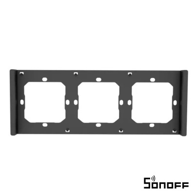 Suporte de montagem em metal preto com três aberturas quadradas e logótipo SONOFF