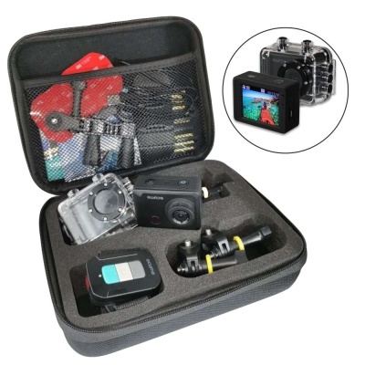 Conjunto de câmara de ação preto com estojo preto aberto mostrando acessórios e visor colorido