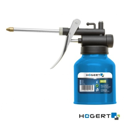 Pulverizador de óleo metálico azul com válvula prateada e tubo longo, marca HÖGERT.