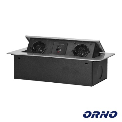 Tomada embutida preta ORNO com duas entradas elétricas e duas portas USB