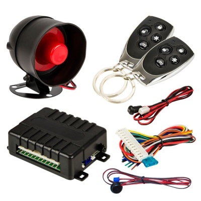 Conjunto de alarme de carro com sirene, comandos, caixa eletrónica e fios coloridos