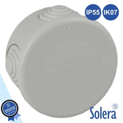 Caixa de derivação elétrica redonda cinza com inscrições CE, IP55, IK07 e 66S