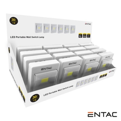 Lâmpadas LED portáteis com interruptor da marca ENTAC em expositor branco