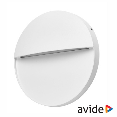 Luminária de parede redonda branca com abertura horizontal e marca avide