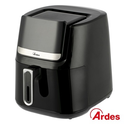 Fritadeira elétrica preta Ardes com painel prateado e visor.