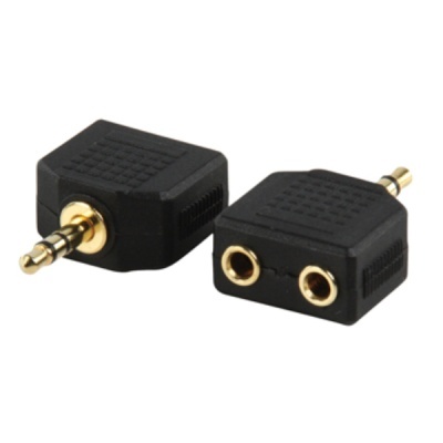 Adaptador de áudio preto com contactos dourados