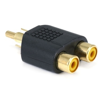Adaptador de áudio preto com conectores RCA dourados