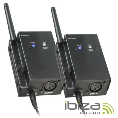 Dois transmissores sem fios pretos com antenas, indicadores LED e conector DMX IN