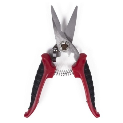 Tesoura com lâminas metálicas e cabo vermelho e preto com mola