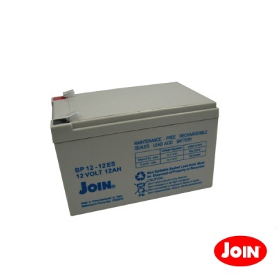 Bateria recarregável selada cinza com texto azul e terminais vermelho e cinza