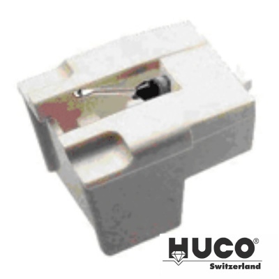 Peça eletrónica branca com componente metálico e logotipo HUCO Switzerland