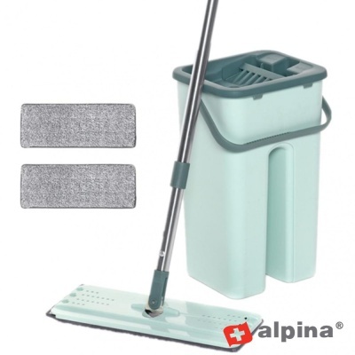Conjunto de limpeza Alpina com esfregona plana verde água, balde e acessórios.