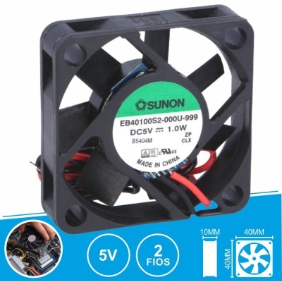 Ventoinha quadrada preta de 40x40x10mm da SUNON com etiqueta central verde e branca