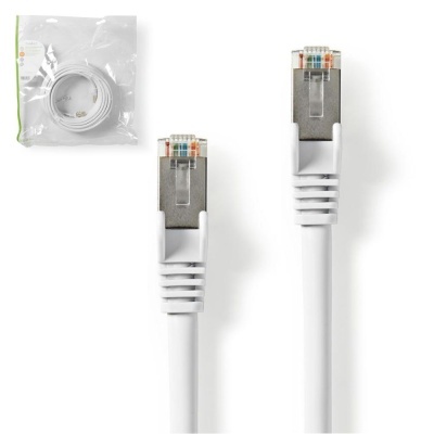 Cabo de rede branco com conectores RJ45 metálicos em fundo branco