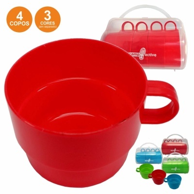 Conjunto de copos de plástico coloridos com embalagem translúcida