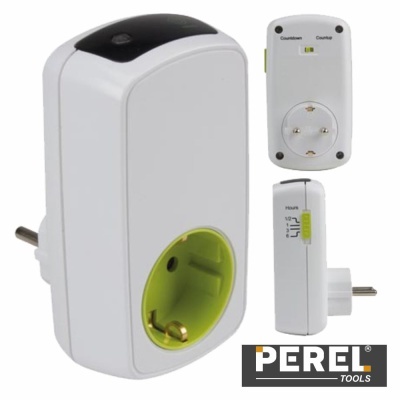 Tomada temporizadora branca com plugue e botão de controlo verde