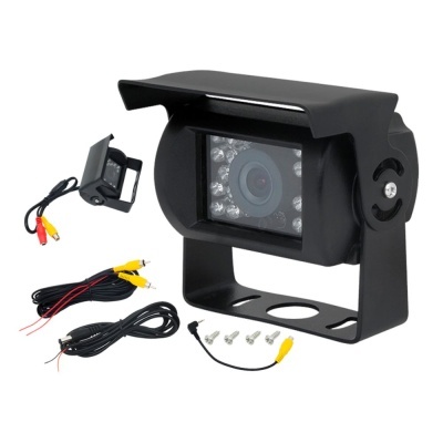 conjunto de câmaras de vigilância preto com cabos e parafusos em fundo branco