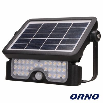 Projetor LED solar preto com painel solar, LEDs e sensor de movimento, fundo branco com logótipo ORNO.
