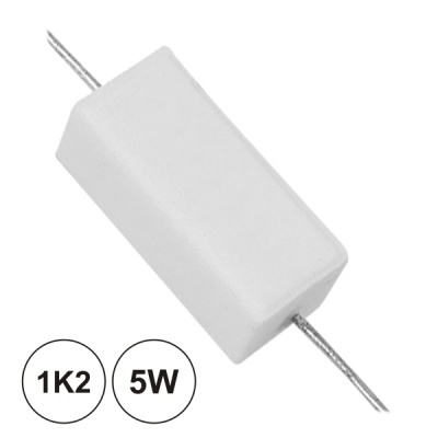 Resistor retangular branco com terminais metálicos e texto 1K2 5W