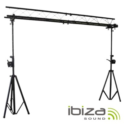 Suporte metálico preto com barra horizontal e tripés para equipamento de som, com logótipo 'ibiza SOUND'
