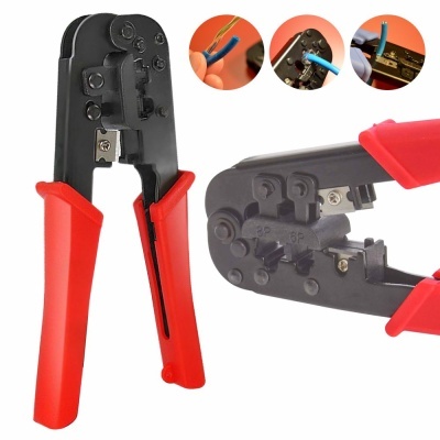 Alicate crimpador para cabos de rede com cabo vermelho e corpo preto