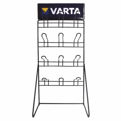 Expositor metálico preto com logotipo VARTA no topo