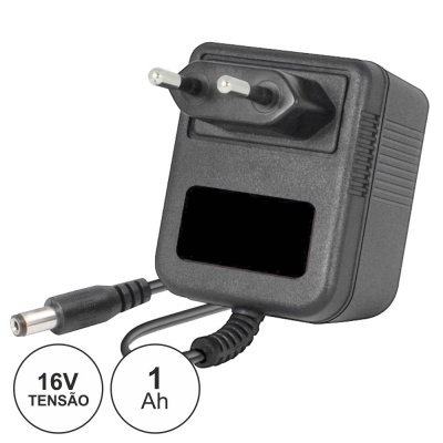 Adaptador de energia preto com ficha de dois pinos e conector coaxial.