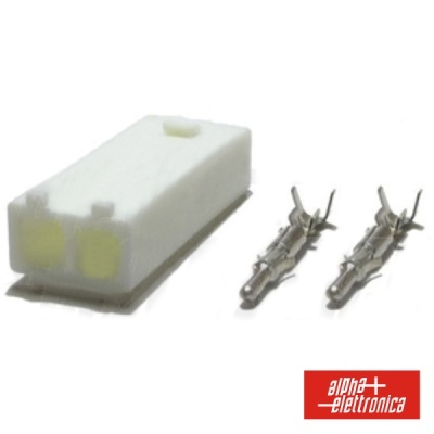 Conector elétrico branco com terminais metálicos e logo alpha-elettronica