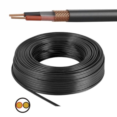 Rolo de cabo elétrico preto com fios de cobre visíveis