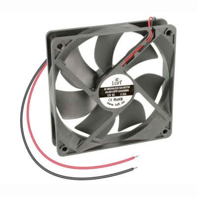 Ventoinha axial preta para computador com etiqueta central e fios de ligação vermelhos e pretos