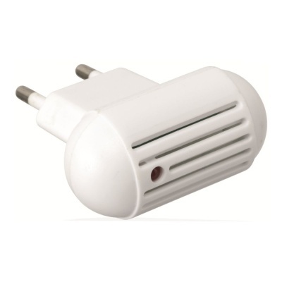 Carregador de parede branco com espigões redondos e ranhuras horizontais