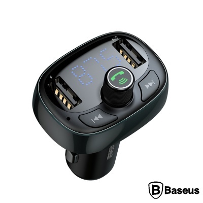 Transmissor FM automóvel preto Baseus com visor digital azul e botões.