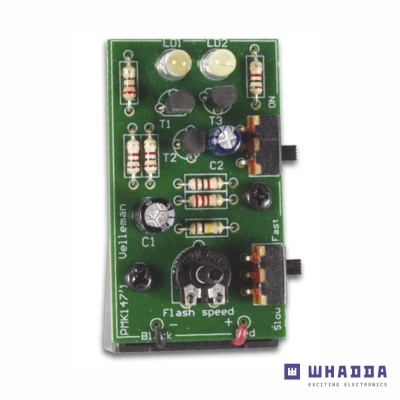 Placa eletrónica verde com componentes eletrónicos e texto visível