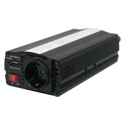 Inversor de corrente preto com conector elétrico e botões de controlo