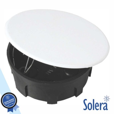 Tomada embutida preta e branca da marca Solera com selo de qualidade