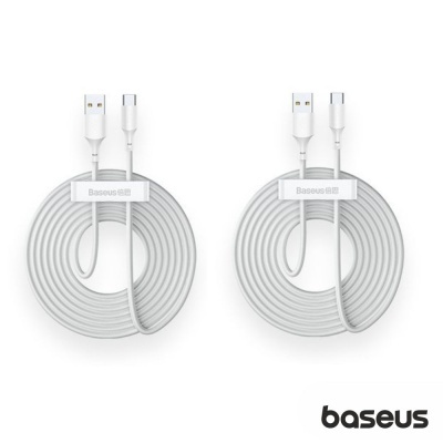 Dois cabos USB Baseus brancos enrolados com etiquetas