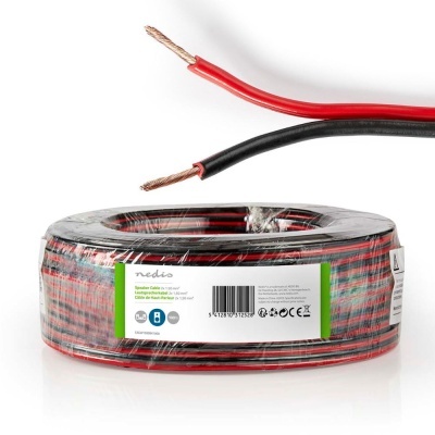 Rolo de cabo elétrico vermelho e preto embalado em plástico transparente