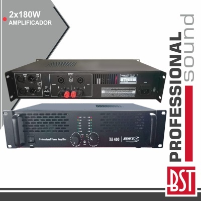 Dois amplificadores de som profissionais BST, um visto de trás e outro de frente