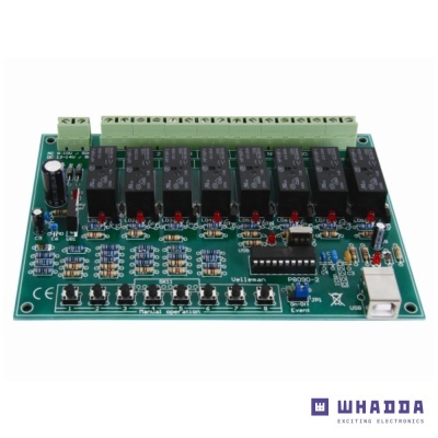 Placa eletrónica com relés e componentes variados