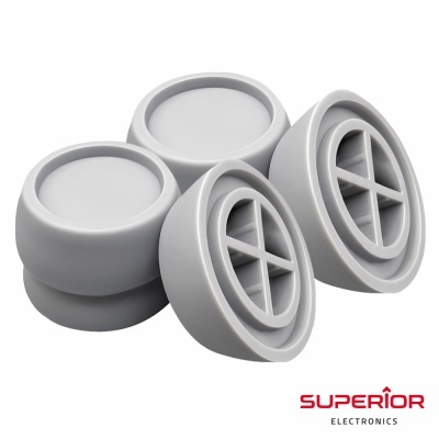 Quatro pés móveis de borracha cinzenta com base lisa e topo com ranhuras, texto SUPERIOR ELECTRONICS no canto inferior direito